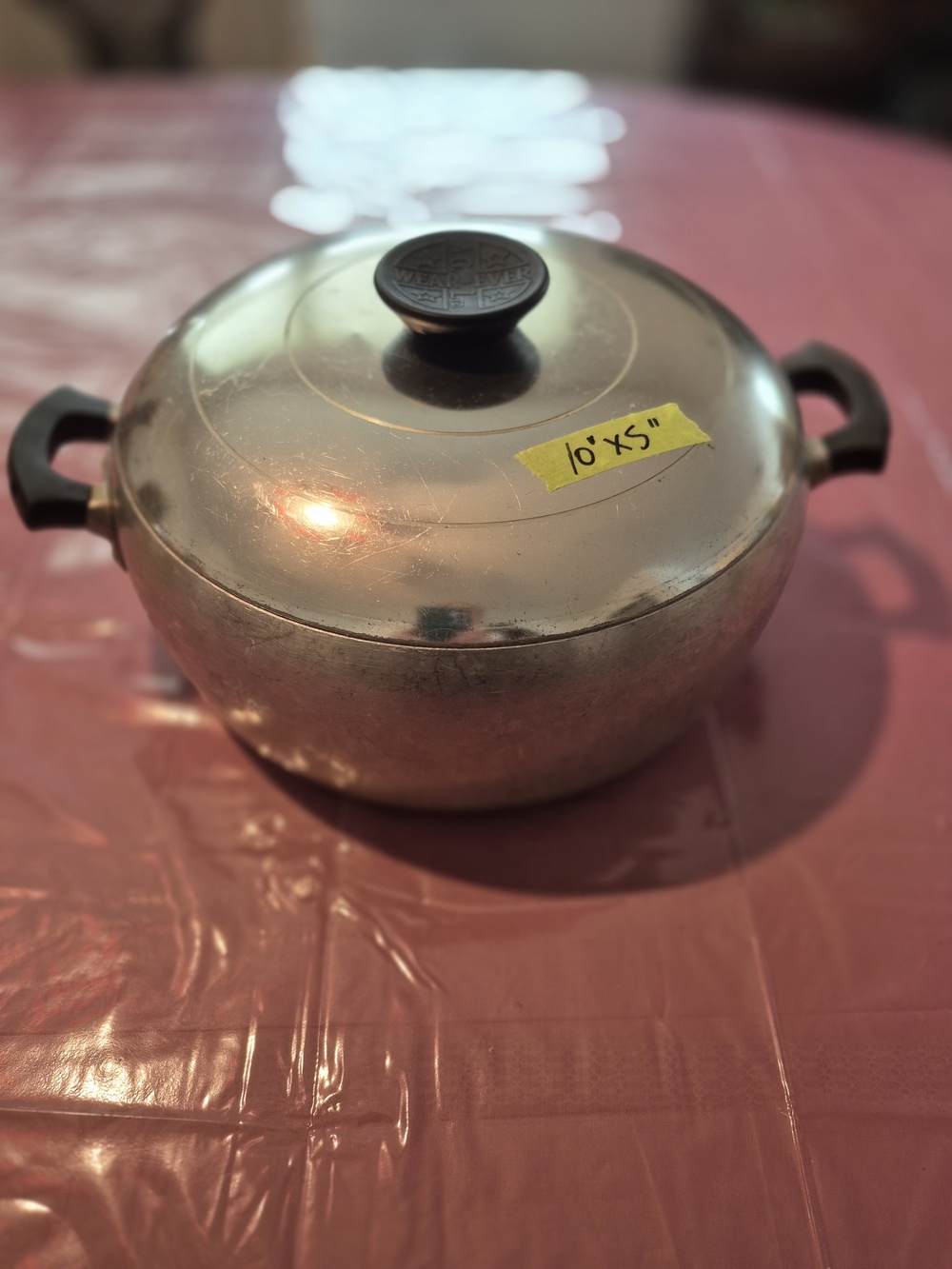 Vintage Wear-Ever Hallite Aluminum 4025 Covered Casserole Round Roaster